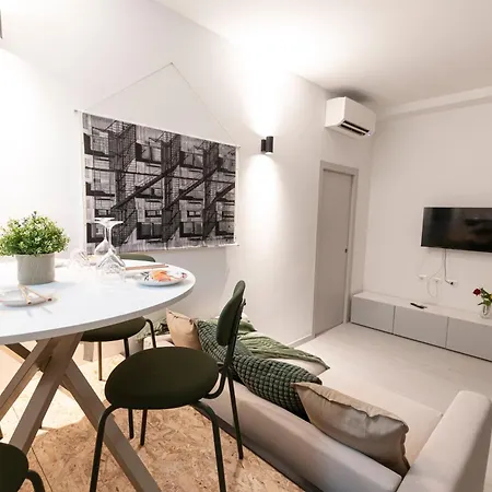 I-host Grazioli 7 Urban Retreat Apartman
